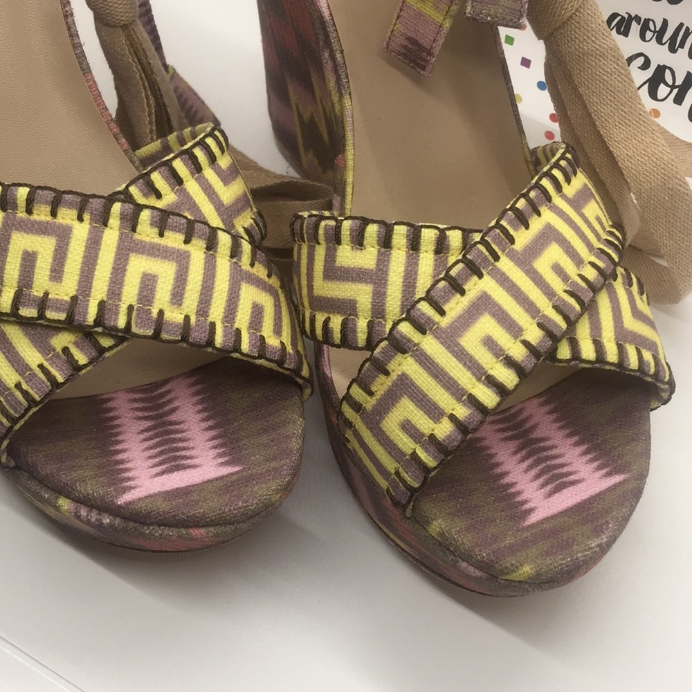 Stuart Weitzman for Theodore Callum Heel - Picture 2 of 8